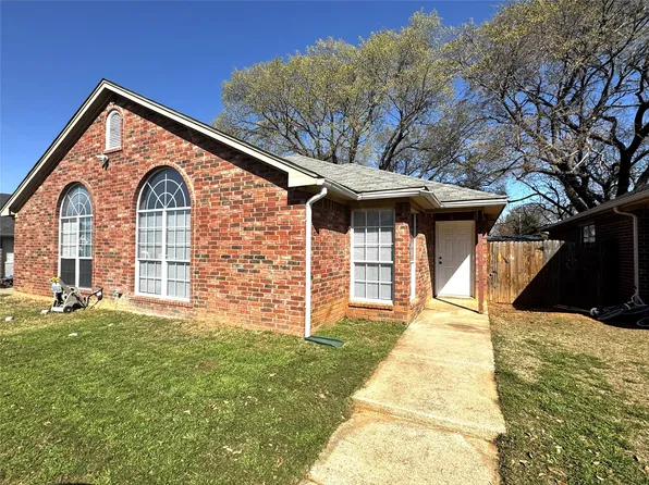1707 Tina Marie Rd #A & B, Arlington, TX 76012