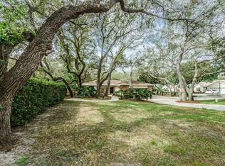 1655 Countrywood St, Tarpon Springs, FL 34689