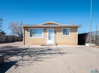 1301 Pinon Dr, Grants, NM 87020
