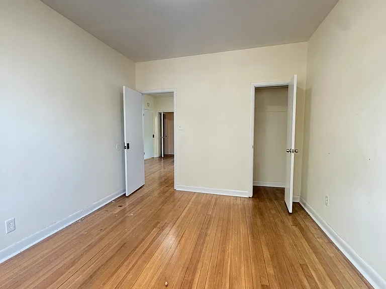 372 Manor Rd #2 — Photo 12