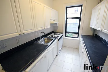 Rented by Link NY Realty