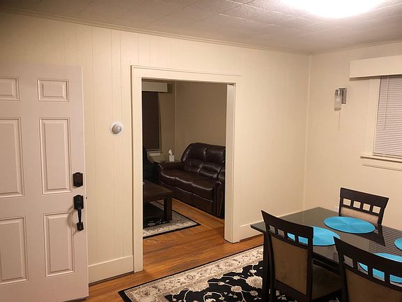 3rd image of 822 Washington Ave