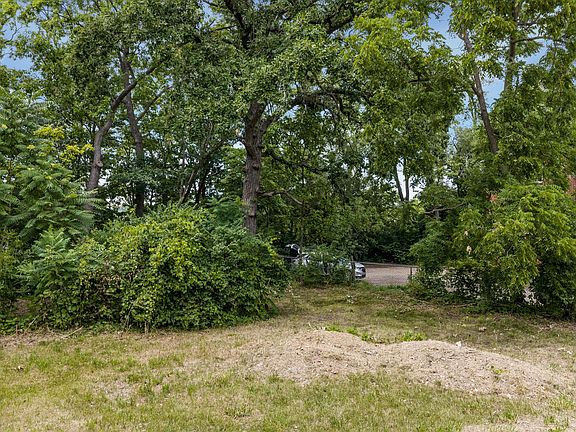 3rd image of 308 S Prospect St