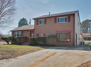 1119 Gatling Dr, Hampton, VA 23666