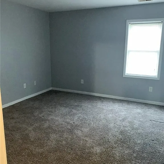 627 Della St #5 — Photo 2