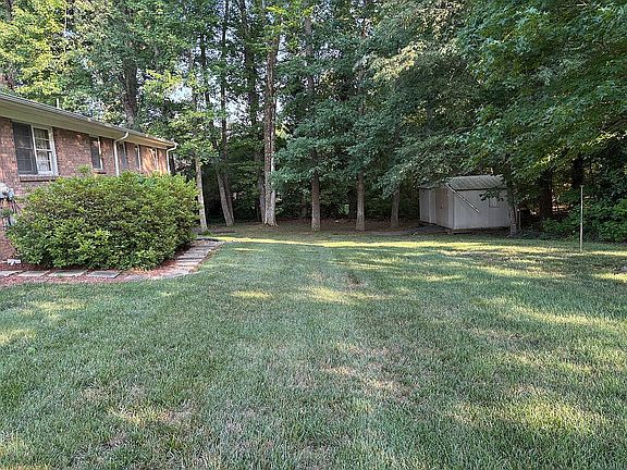 5th image of 3521 Langdale Dr