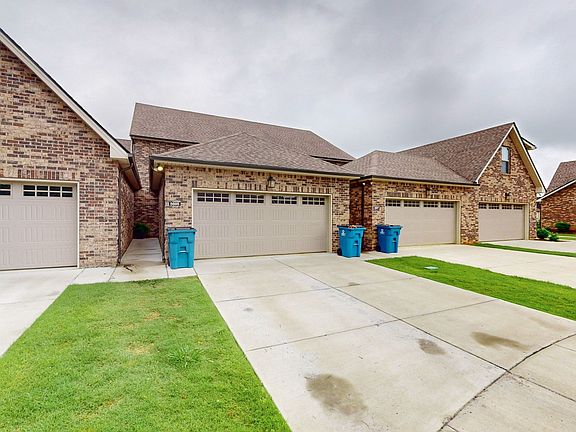 2nd image of 5605 Maples Retreat Dr