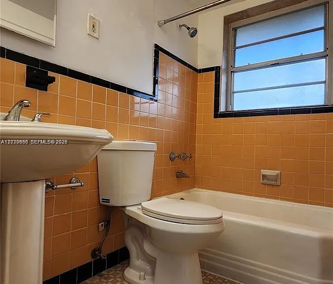 20 Park Dr #4A — Photo 3