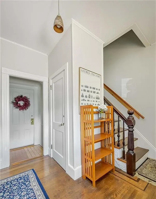 1 bed, 1.0 bath, 832 sqft, $1,800 — Photo 3