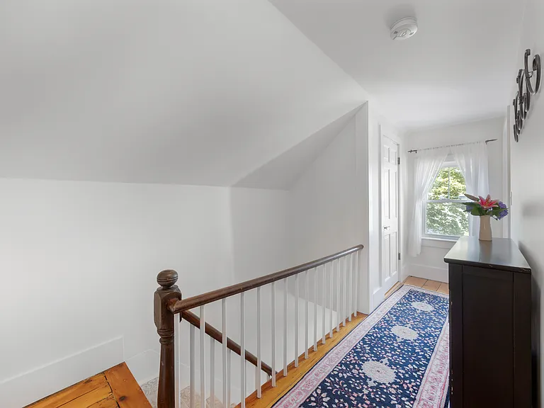 4 Atkinson St — Photo 18