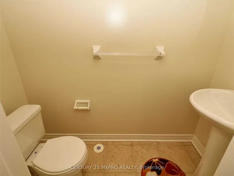 2491 Bur Oak Ave — Photo 7