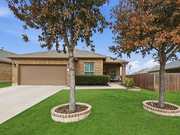 2nd image of 448 Spring Dr