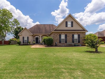 2013 Vonica Rose St, Deatsville, AL, 36022