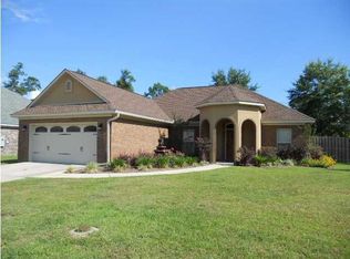 363 Braxton Dr, Satsuma, AL 36572