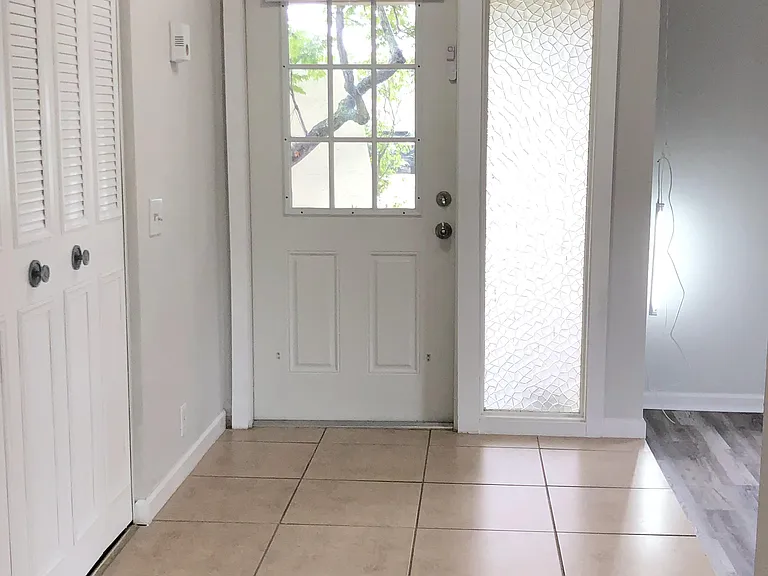 2378 Covington Dr — Photo 5