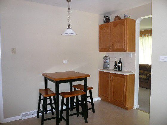 4th image of 1522 Haase Ave