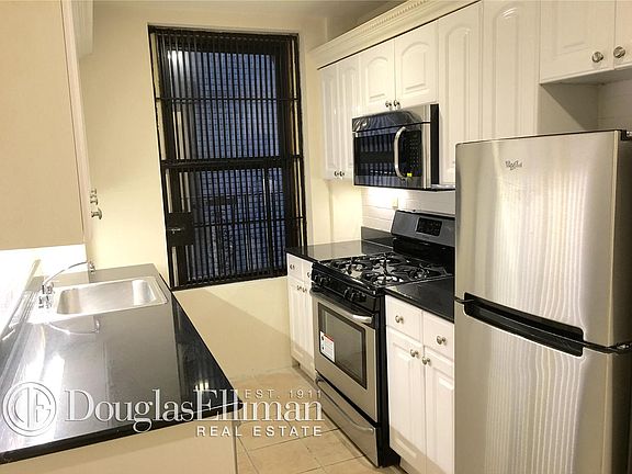 4th image of 601 W 151st St APT 20