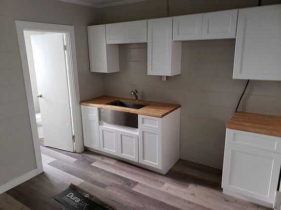 3rd image of 326-332 De Armas St #2