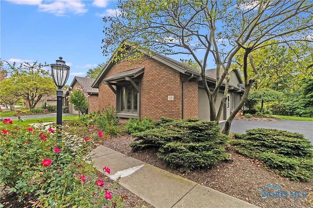 12 Wolf Ridge Dr photo 1