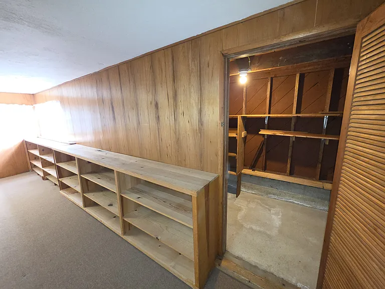 1744 Wesley Ave — Photo 35