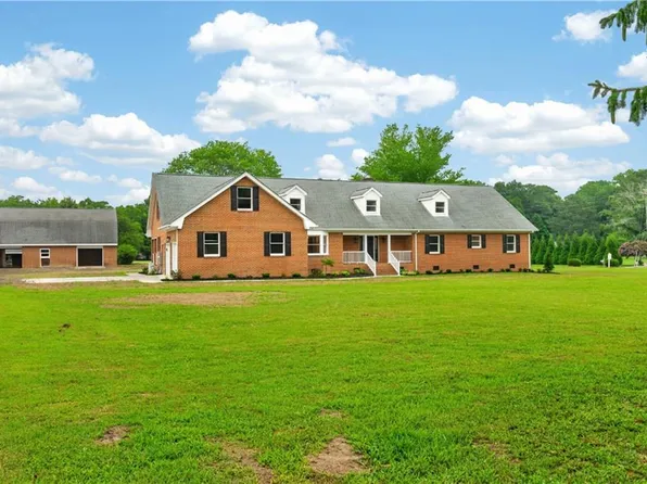 4516 Exeter Dr, Suffolk, VA 23434