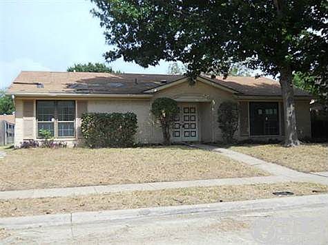1st image of 2506 Richcreek Dr