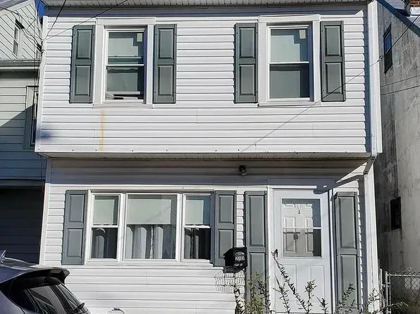 213 Dorrance St, Bristol, PA 19007