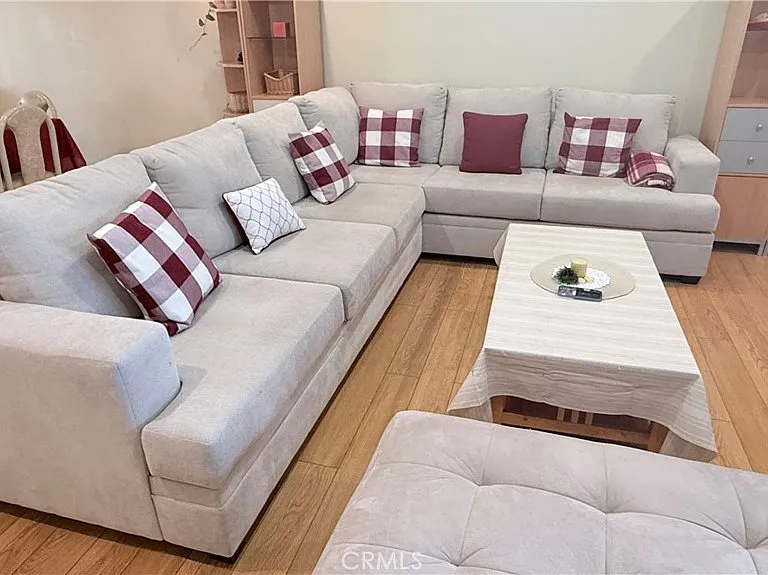 1639 Aspen Village Way — Photo 7