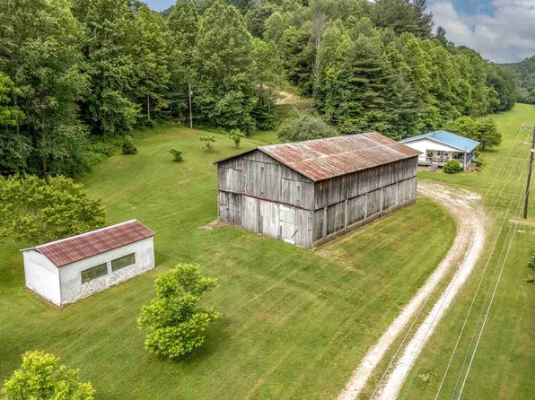 3628 Holly Br, Vanceburg, KY 41179