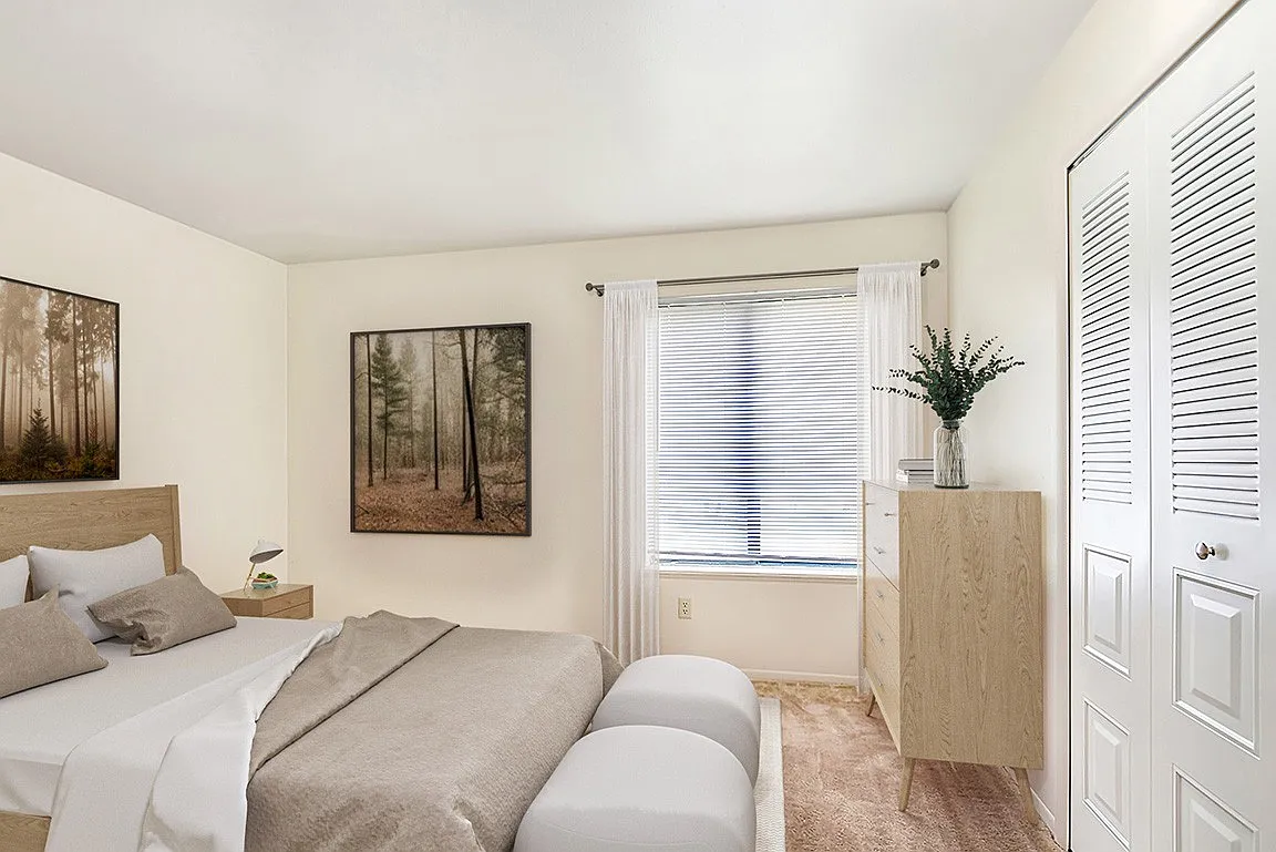 Irish Hills Apartments — Photo 4