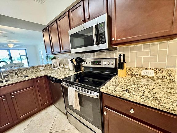 5th image of 16706 Vardon Ter Unit 104