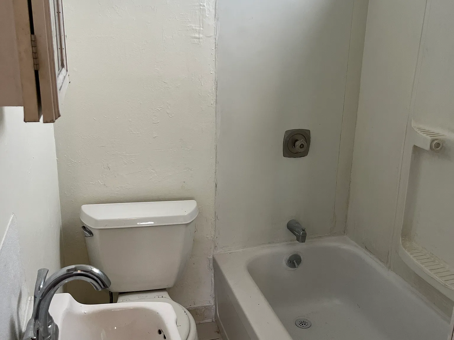 1 bed, $1,200 — Photo 3