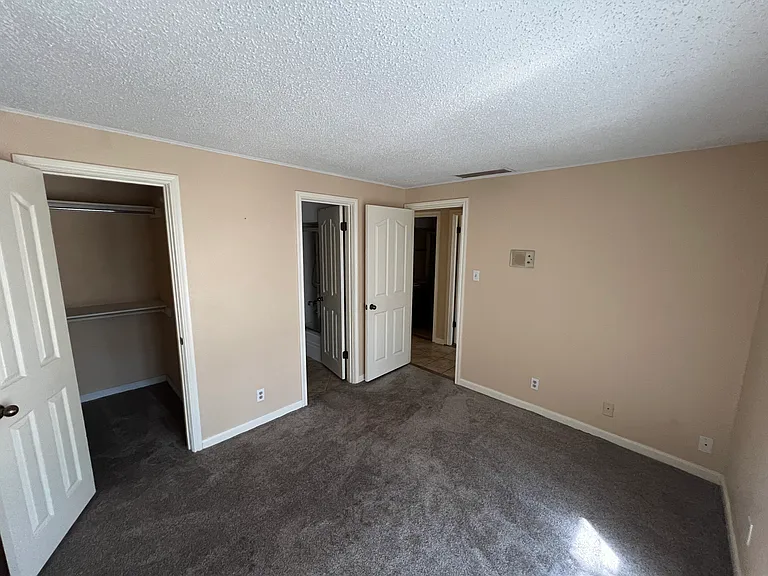5918 Lago Vista Way #D-34 — Photo 20