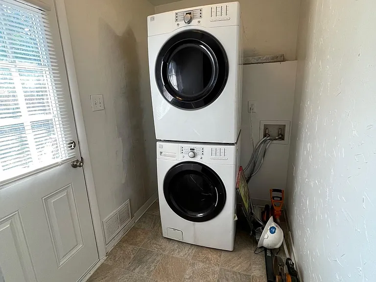 2146 S Zenobia St — Photo 17