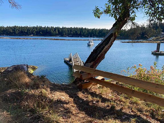 2nd image of 1361 Sturdies Bay Rd