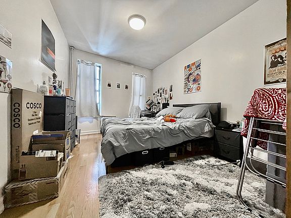 3rd image of 86 Haven Ave #43