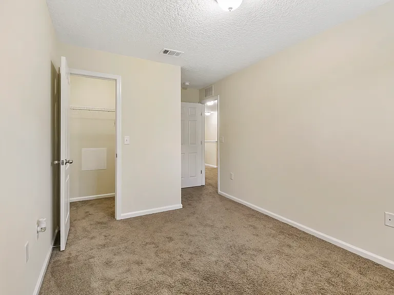 266 Moultrie Village Ln — Photo 27