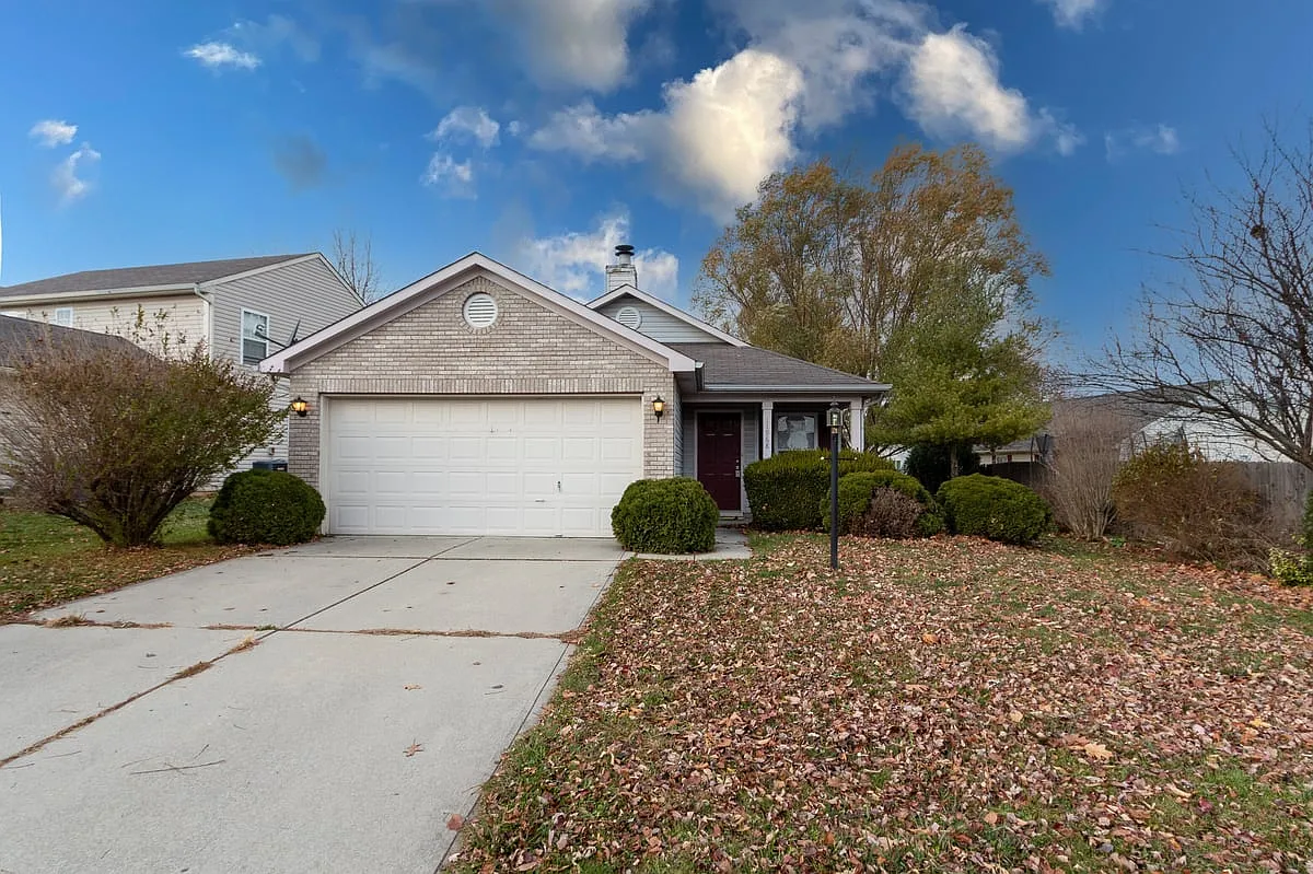 11968 Locus Lane — Photo 3