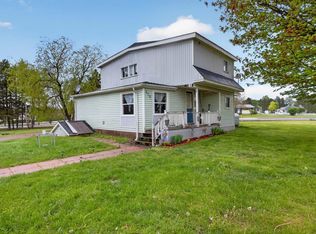 370 Salmon River Rd, Colchester, NS B6L 4E4