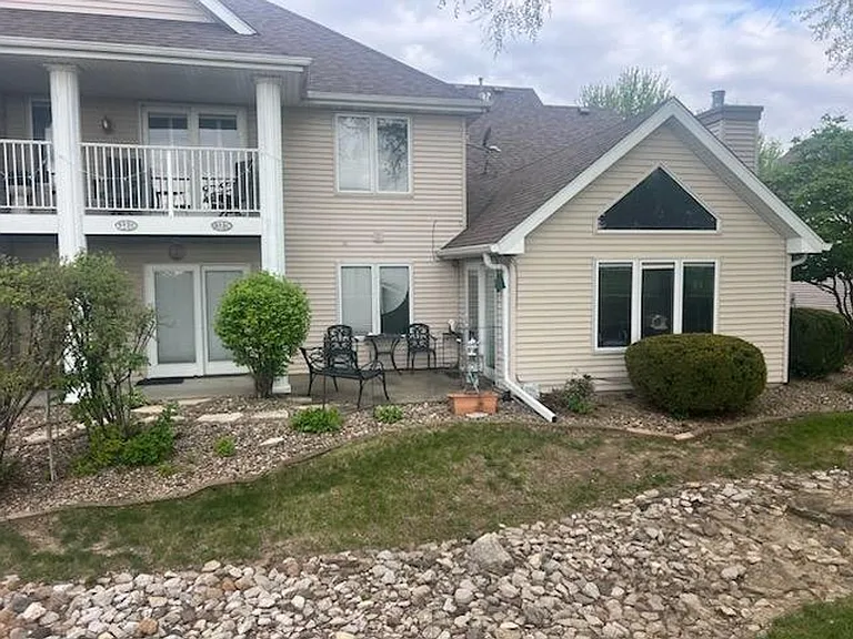 612 Bos Landen Dr #5C — Photo 4