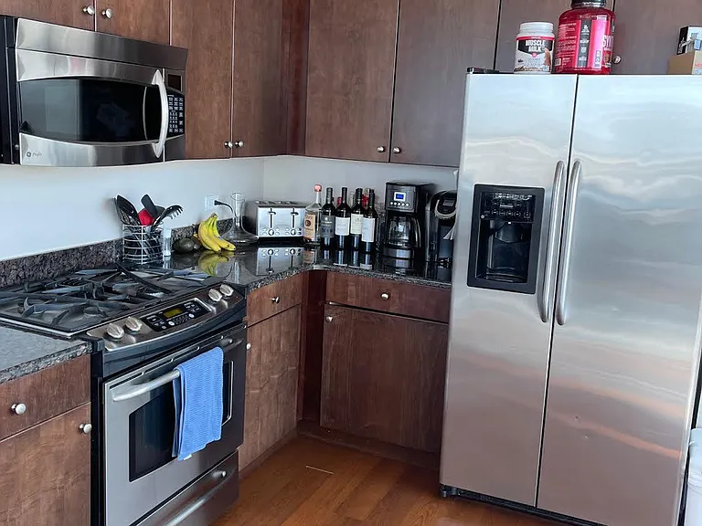 757 N Orleans St #909 — Photo 10