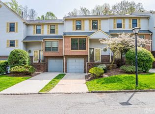 3603 Springbrook Dr, Edison, NJ 08820