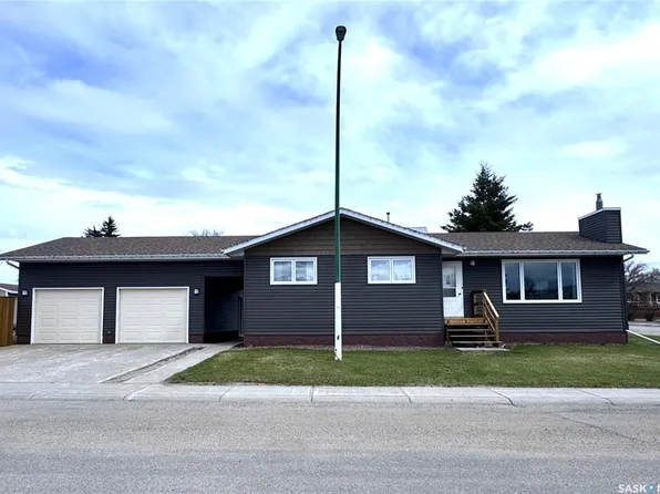 415 3rd AVENUE W, Biggar, SK S0K 0M0