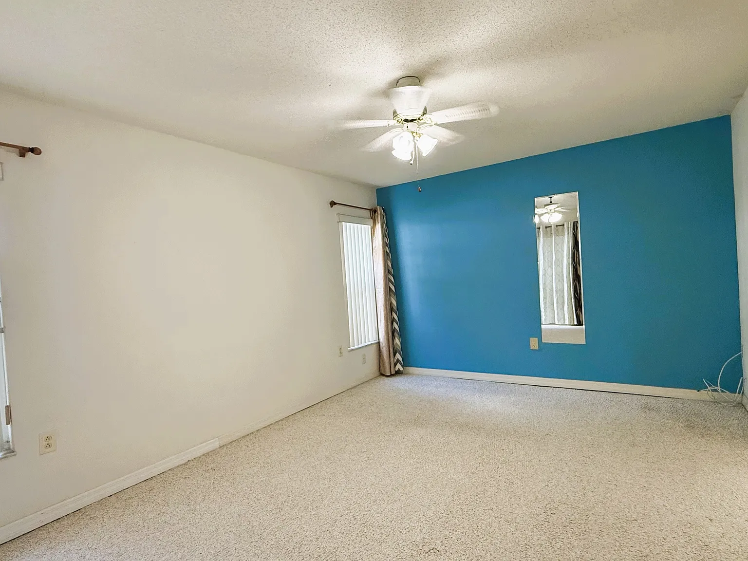 260 Lake Suzanne Drive - 1 — Photo 4