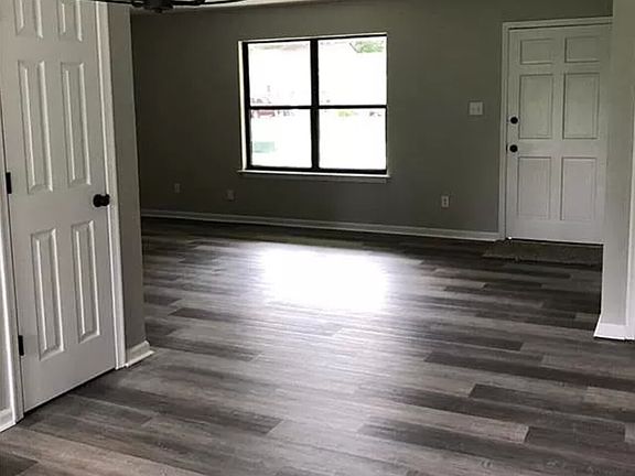 2nd image of 3713 Burr Ln