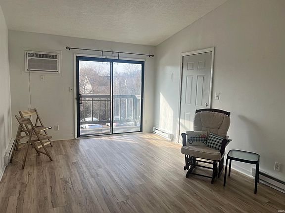 5th image of 2541 Neil Armstrong Dr APT S