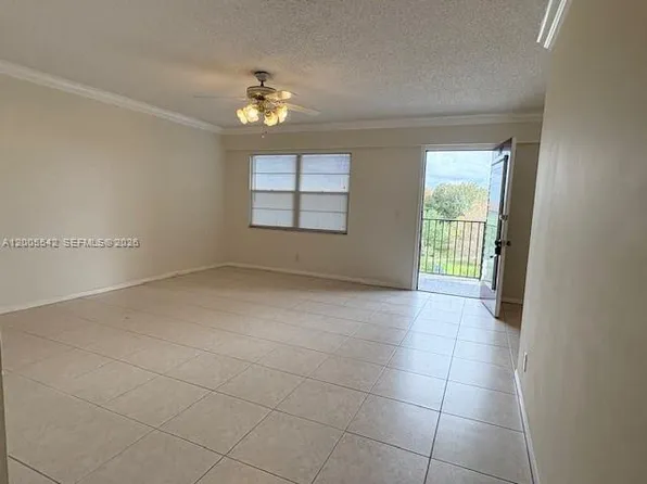 13155 SW 7th Ct APT 402E, Hollywood, FL 33027