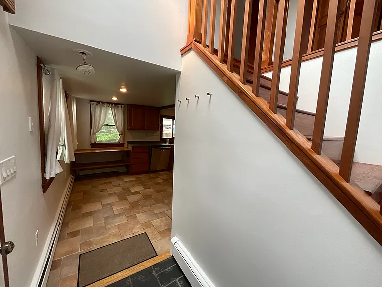 125 Spring St #1 — Photo 8