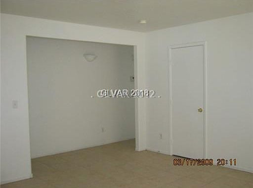3rd image of 1068 Silver Creek Ave #0