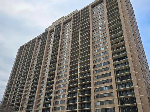 5505 Seminary Rd APT 817N, Falls Church, VA 22041